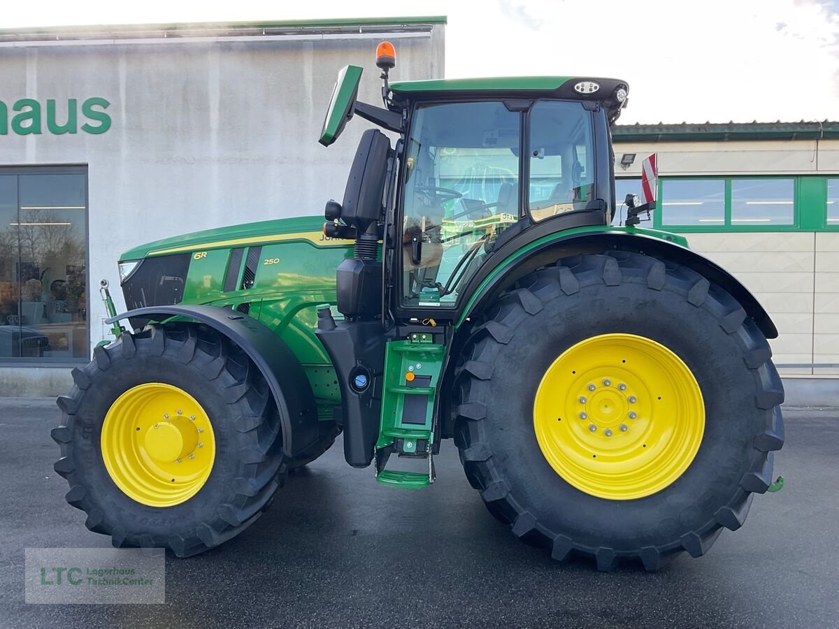 Traktor типа John Deere 6R 250, Vorführmaschine в Kalsdorf (Фотография 10)