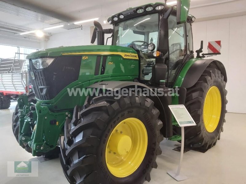 Traktor типа John Deere 6R 250, Neumaschine в Klagenfurt (Фотография 1)