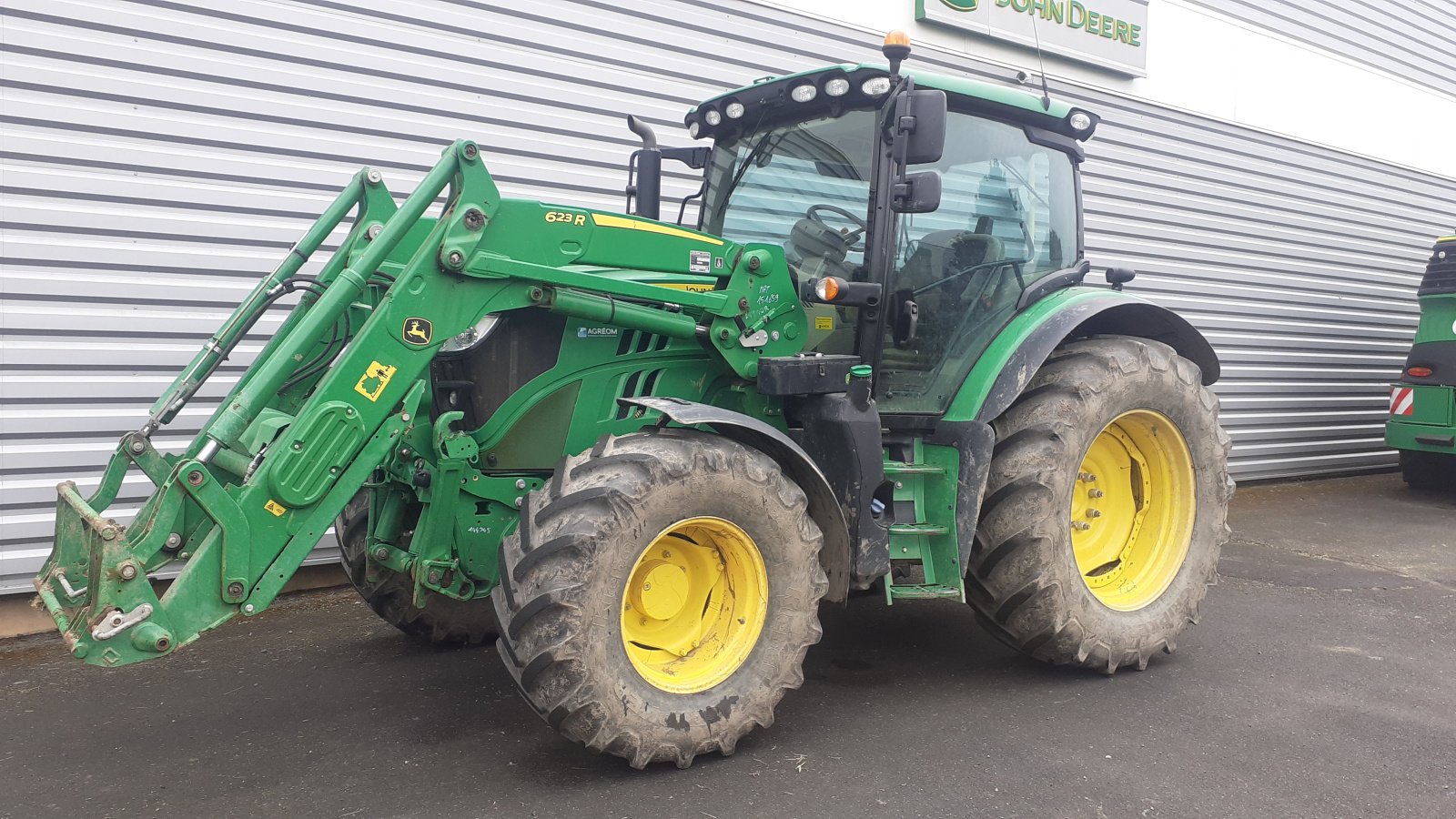 Traktor typu John Deere 6R, Gebrauchtmaschine w Les Touches (Zdjęcie 1)