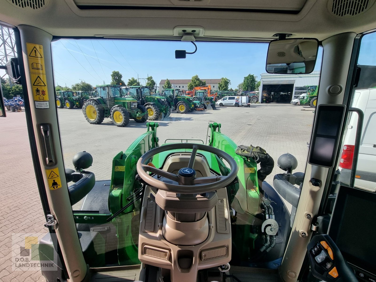 Traktor des Typs John Deere 6R110 6R 110 Garantieverlängerung, Gebrauchtmaschine in Regensburg (Bild 17)