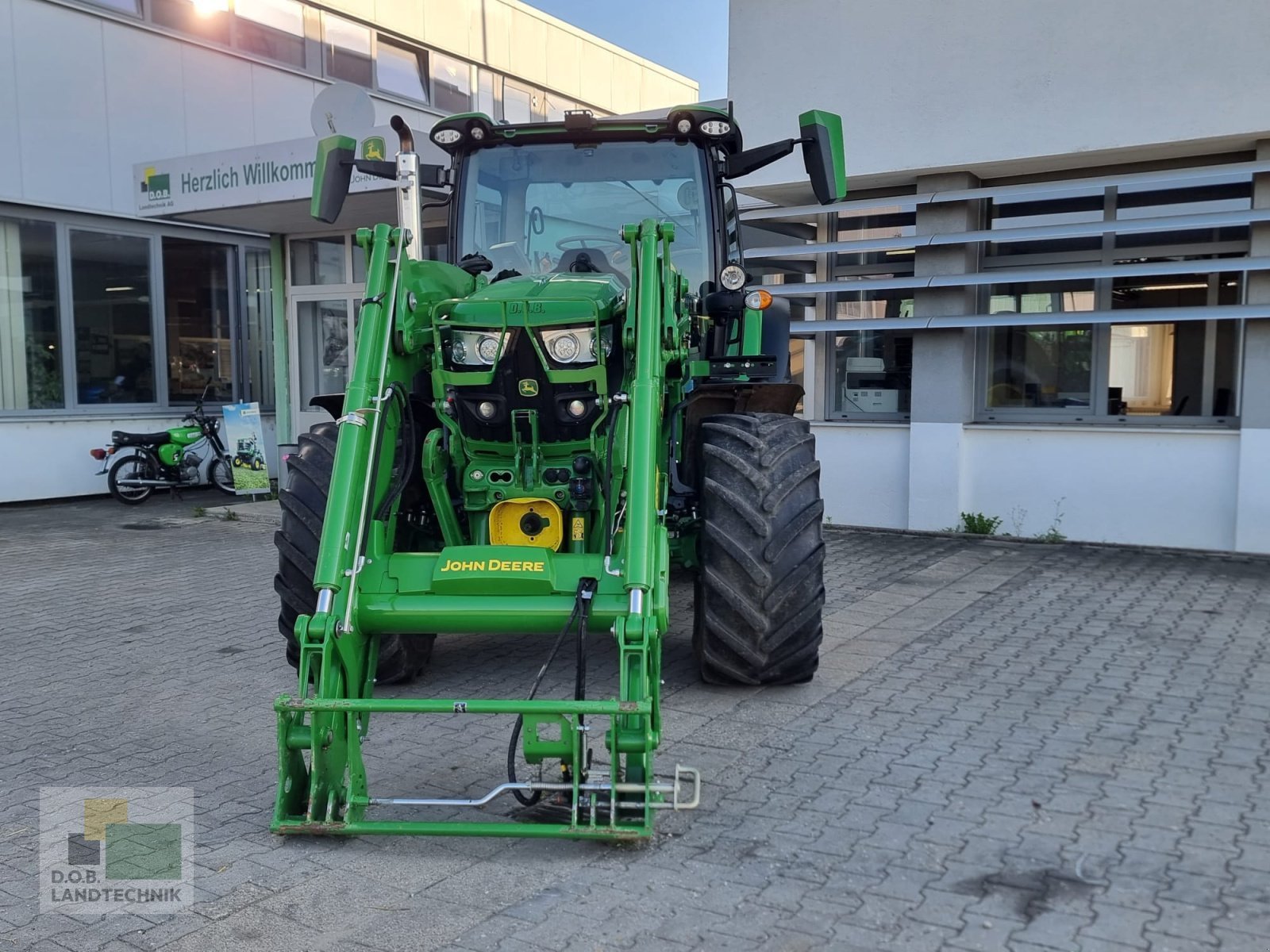 Traktor typu John Deere 6R110 6R 110 Garantieverlängerung, Gebrauchtmaschine v Regensburg (Obrázok 5)