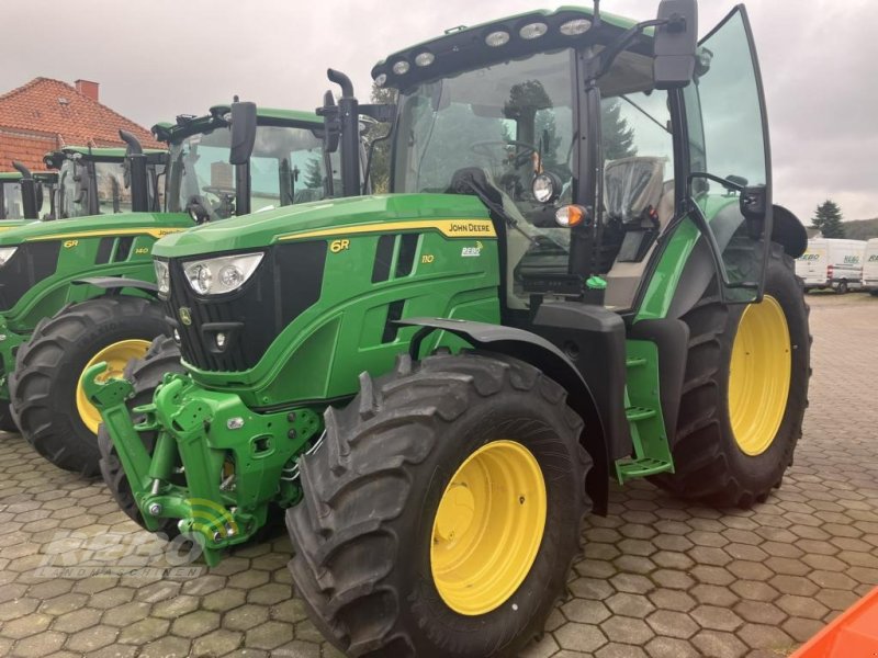 Traktor typu John Deere 6R110, Neumaschine w Albersdorf (Zdjęcie 1)