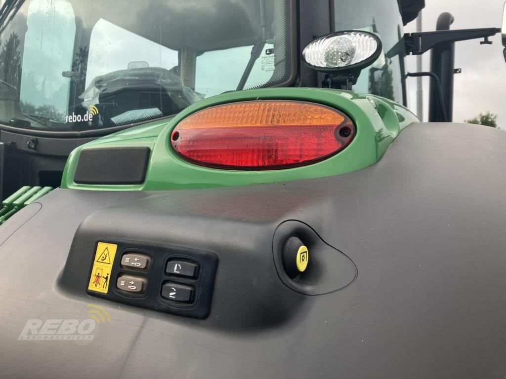 Traktor Türe ait John Deere 6R110, Neumaschine içinde Albersdorf (resim 10)