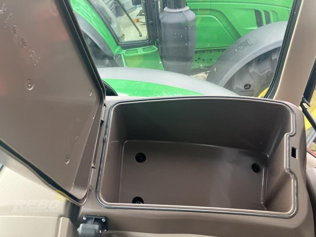 Traktor Türe ait John Deere 6R110, Neumaschine içinde Albersdorf (resim 20)