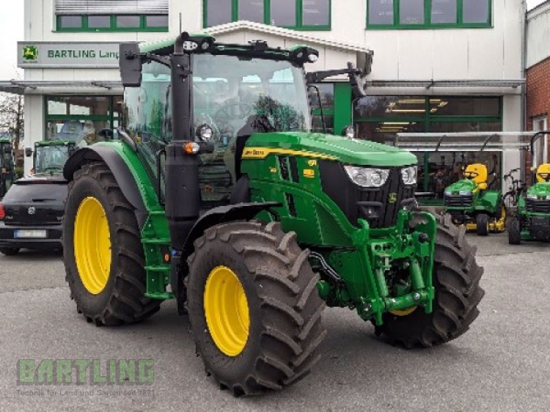 Traktor van het type John Deere 6R130, Neumaschine in Versmold (Foto 1)