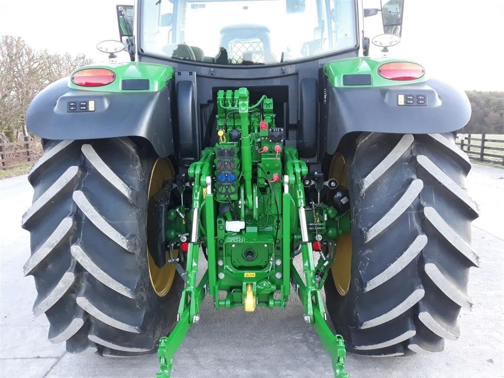 Traktor du type John Deere 6R150 Frontlift + frontlæsser, Gebrauchtmaschine en Toftlund (Photo 5)