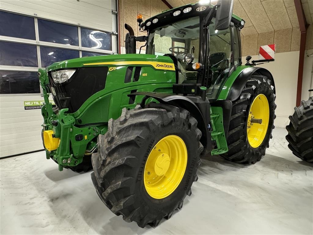 Traktor of the type John Deere 6R185 KUN 1200 TIMER! COMMANDPRO OG FRONT PTO!, Gebrauchtmaschine in Nørager (Picture 1)