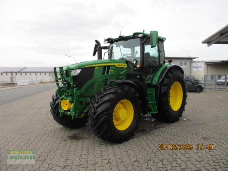 Traktor of the type John Deere 6R185 Power Gard, Neumaschine in Büren