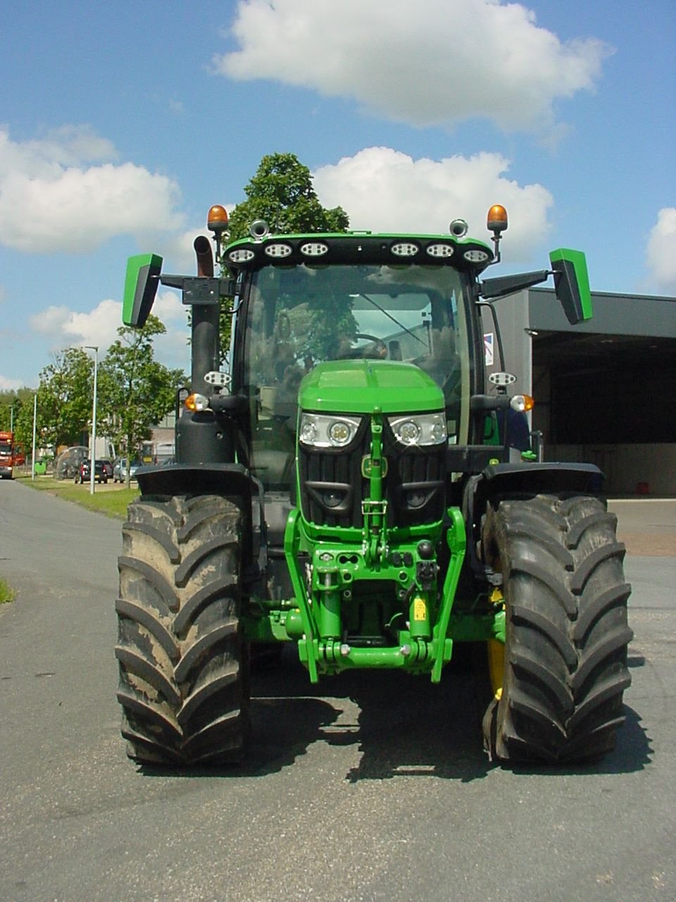 Traktor van het type John Deere 6R185, Gebrauchtmaschine in Wieringerwerf (Foto 3)