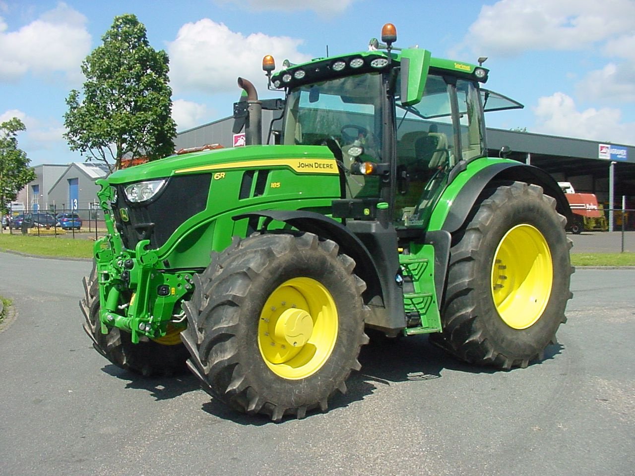 Traktor des Typs John Deere 6R185, Gebrauchtmaschine in Wieringerwerf (Bild 11)