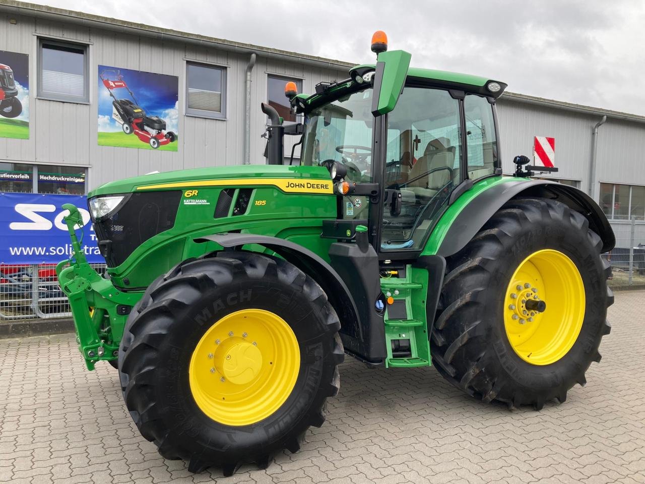 Traktor a típus John Deere 6R185, Gebrauchtmaschine ekkor: Stuhr (Kép 2)