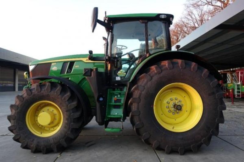 Traktor of the type John Deere 6R195 IVT Frontlift Fan reverse, Gebrauchtmaschine in Sorée (Picture 8)