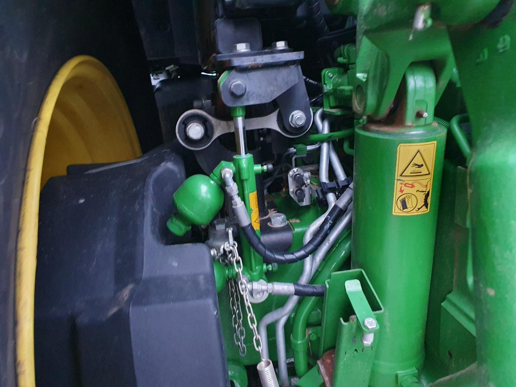 Traktor des Typs John Deere 6R195, Gebrauchtmaschine in DOMFRONT (Bild 11)