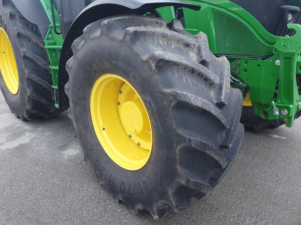 Traktor des Typs John Deere 6R195, Gebrauchtmaschine in DOMFRONT (Bild 8)