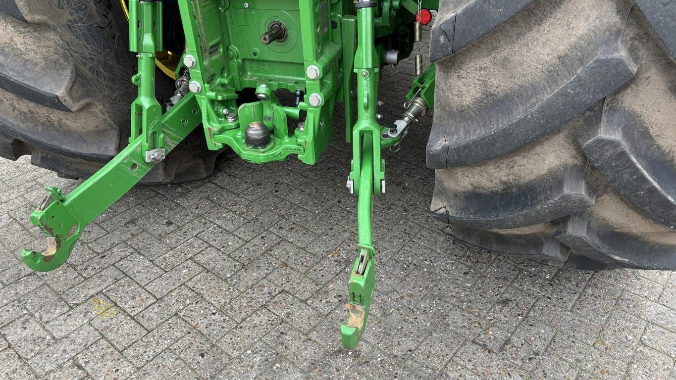 Traktor van het type John Deere 6R215, Gebrauchtmaschine in Visbek/Rechterfeld (Foto 26)