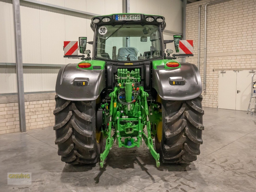 Traktor от тип John Deere 6R215, Gebrauchtmaschine в Ahaus (Снимка 8)