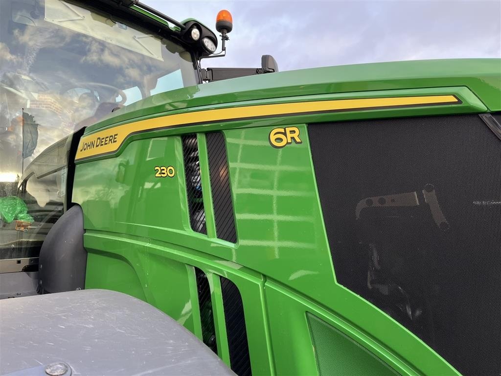 Traktor typu John Deere 6R230 Front PTO, Gebrauchtmaschine w Nørager (Zdjęcie 3)