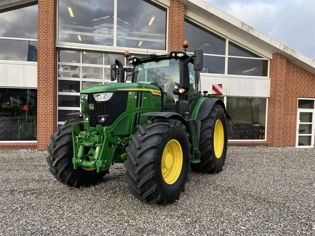 Traktor van het type John Deere 6R230 Front PTO, Gebrauchtmaschine in Nørager (Foto 2)