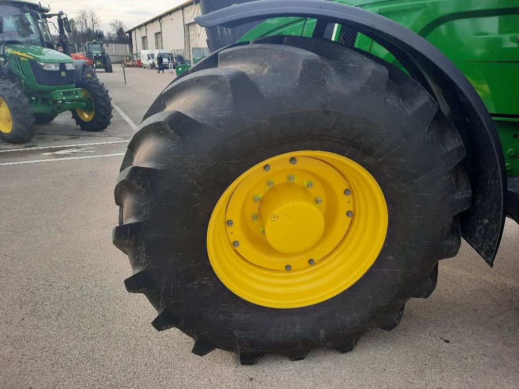 Traktor του τύπου John Deere 6R230, Gebrauchtmaschine σε CHEMAUDIN ET VAUX (Φωτογραφία 10)