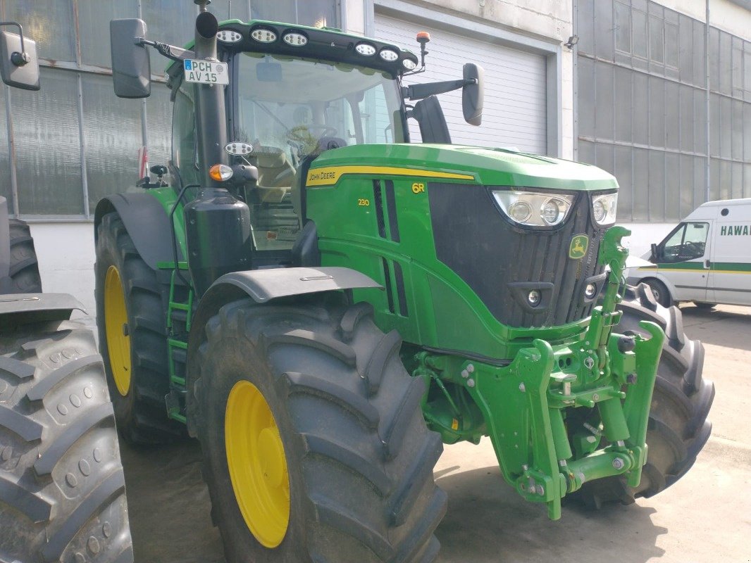 Traktor typu John Deere 6R230, Gebrauchtmaschine w Plau am See / OT Klebe (Zdjęcie 14)