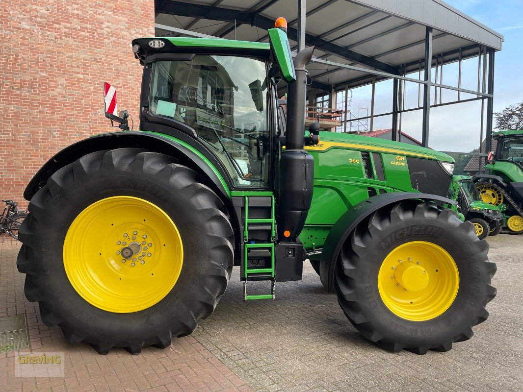 Traktor Türe ait John Deere 6R250 / 6250R, Gebrauchtmaschine içinde Ahaus (resim 5)