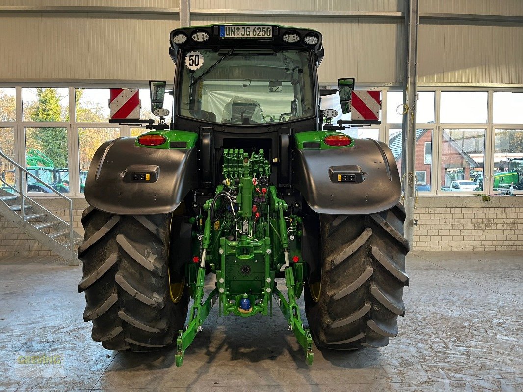 Traktor van het type John Deere 6R250/6250R, Gebrauchtmaschine in Ahaus (Foto 7)