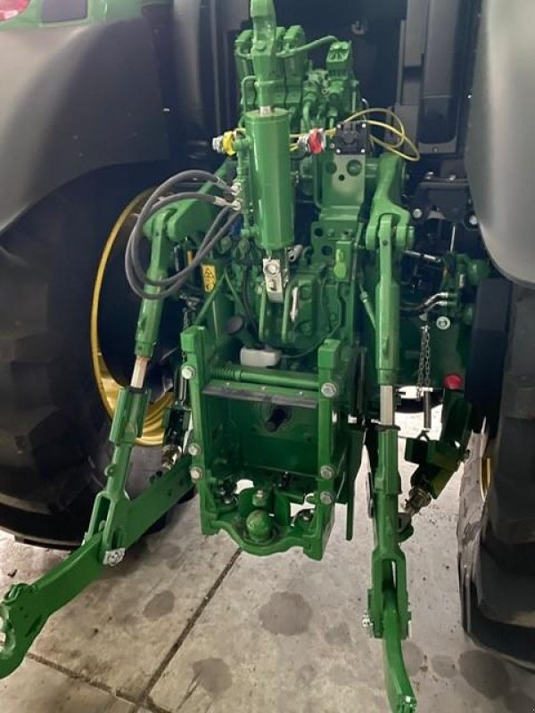 Traktor van het type John Deere 6R250 ComandPro, Gebrauchtmaschine in Sorée (Foto 8)