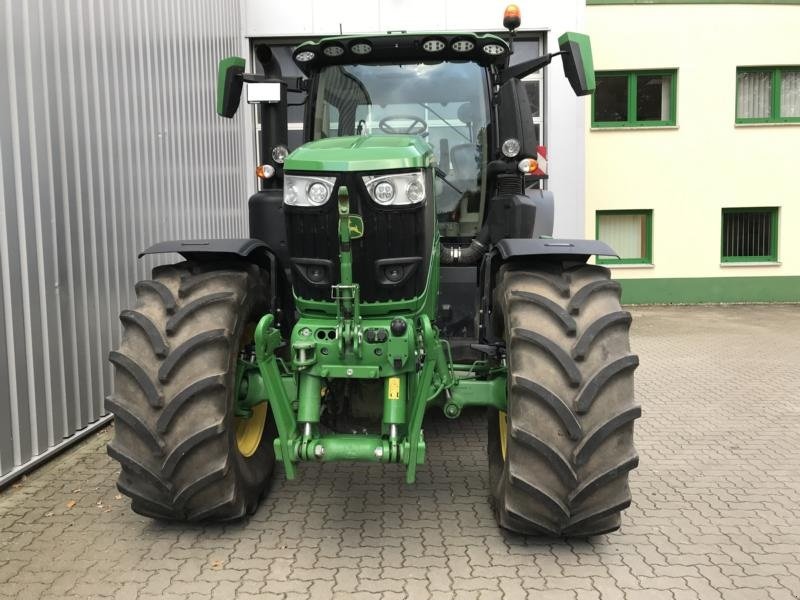 Traktor del tipo John Deere 6R250 Den nyeste 6R model. Command Arm. Command Pro. AutoTrac klar. Flere på vej ind. ring til Ulrik på 40255544. Jeg snakker Jysk., Gebrauchtmaschine en Kolding (Imagen 2)