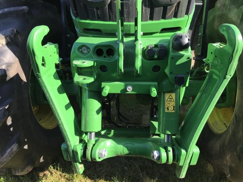 Traktor typu John Deere 6R250 Den nyeste 6R model. Command Arm. Command Pro. AutoTrac klar. Flere på vej ind. ring til Ulrik på 40255544. Jeg snakker Jysk., Gebrauchtmaschine v Kolding (Obrázek 4)