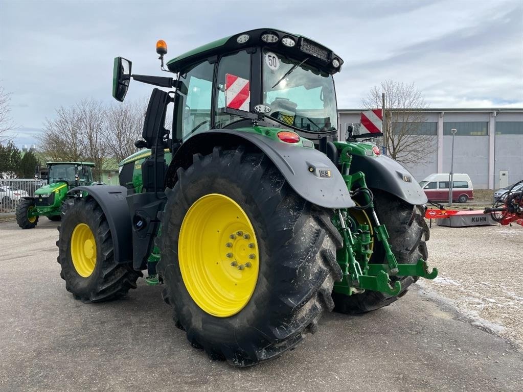 Traktor typu John Deere 6R250 Front PTO. Ring til Ulrik på 40255544. Jeg snakker Jysk, tysk og engelsk., Gebrauchtmaschine w Kolding (Zdjęcie 3)