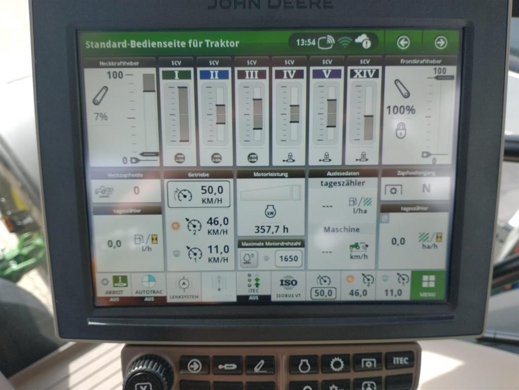 Traktor des Typs John Deere 6R250 Fuldt udstyret og med kun 590 timer. Den nye 6R model. Starfire 7000 GPS Antenne. RTK.Ring til Ulrik på 40255544. Jeg snakker Jysk, tysk og engelsk., Gebrauchtmaschine in Kolding (Bild 3)