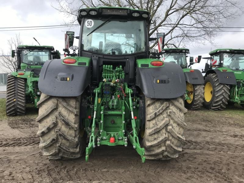 Traktor του τύπου John Deere 6R250 Kun 260 Timer. Command Arm. Command Pro. AutoTrac ready. Sektionskontrol aktiveret. Flere på vej. Ring til Ulrik på 40255544. Jeg snakker Jysk, tysk og engelsk., Gebrauchtmaschine σε Kolding (Φωτογραφία 5)