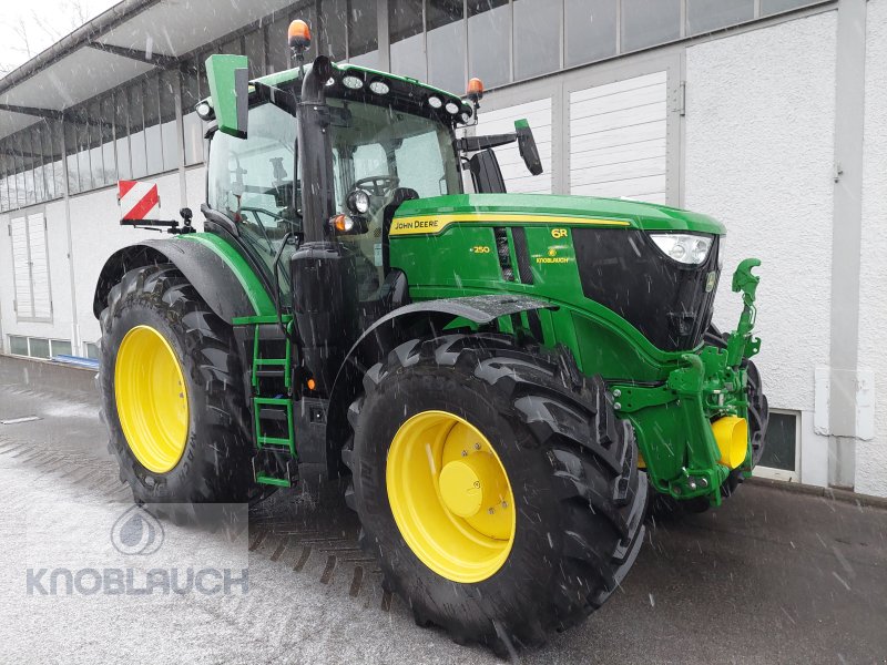 Traktor des Typs John Deere 6R250, Gebrauchtmaschine in Wangen (Bild 1)