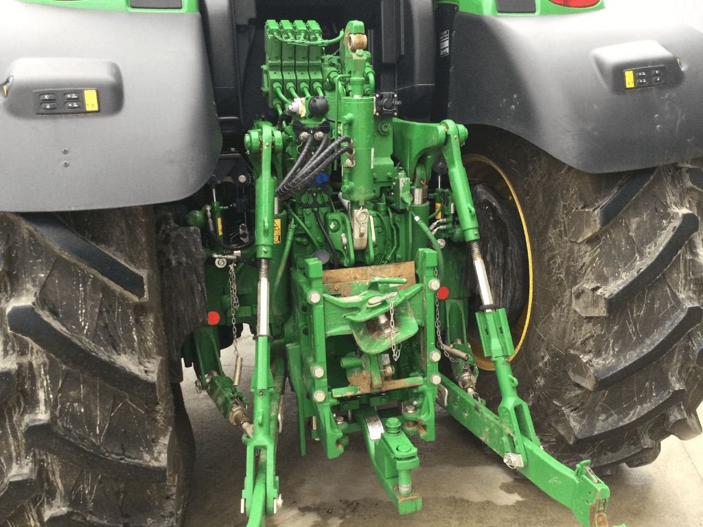 Traktor typu John Deere 6R250, Gebrauchtmaschine w azerailles (Zdjęcie 10)