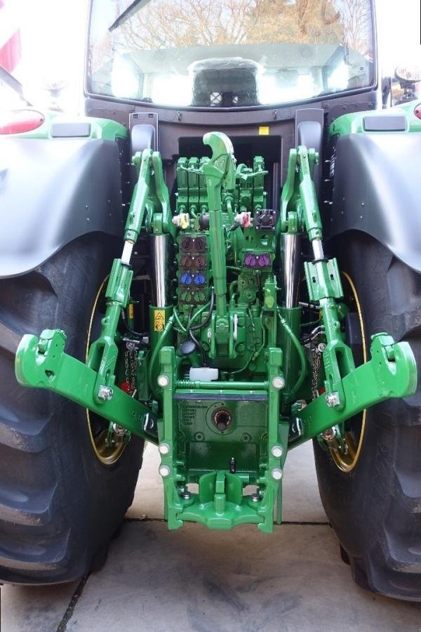 Traktor типа John Deere 6R250, Gebrauchtmaschine в Sorée (Фотография 7)