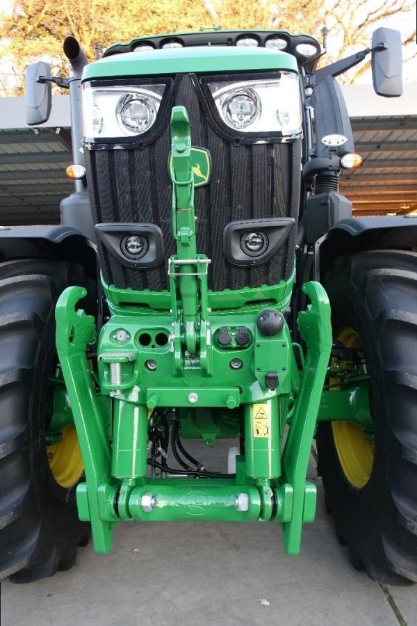 Traktor типа John Deere 6R250, Gebrauchtmaschine в Sorée (Фотография 3)