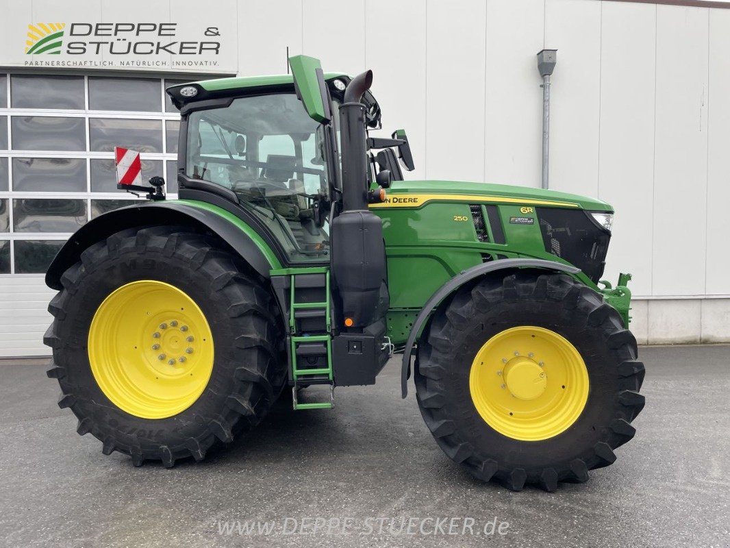 Traktor Türe ait John Deere 6R250, Gebrauchtmaschine içinde Rietberg (resim 3)