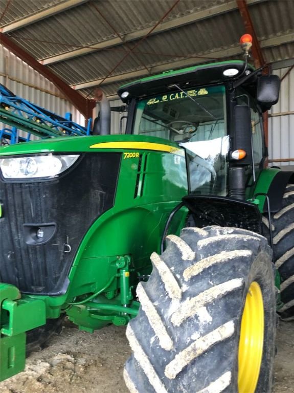 Traktor a típus John Deere 7200 R, Gebrauchtmaschine ekkor: LOMBEZ (Kép 2)