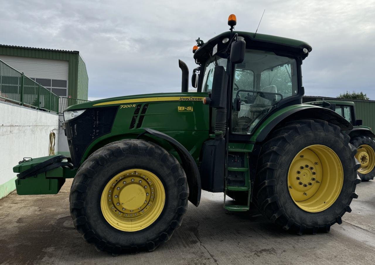 Traktor of the type John Deere 7200 R, Gebrauchtmaschine in Könnern (Picture 1)