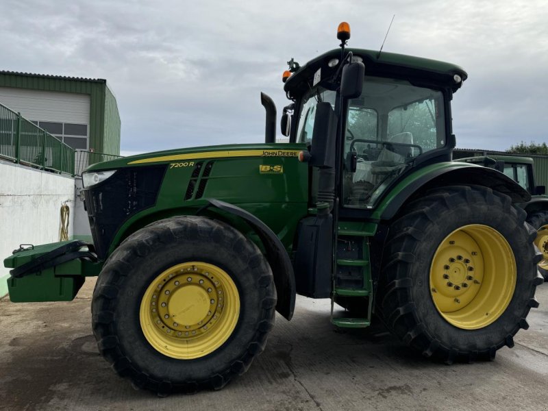 Traktor des Typs John Deere 7200 R, Gebrauchtmaschine in Könnern (Bild 1)