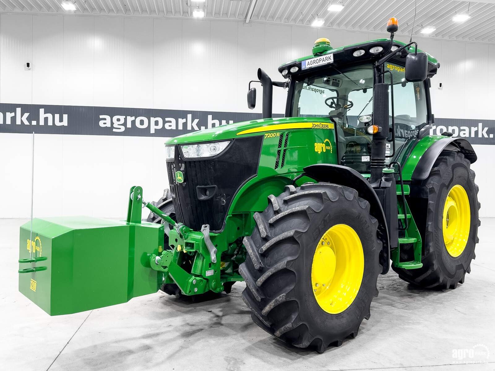 Traktor Türe ait John Deere 7200R, Gebrauchtmaschine içinde Csengele (resim 1)