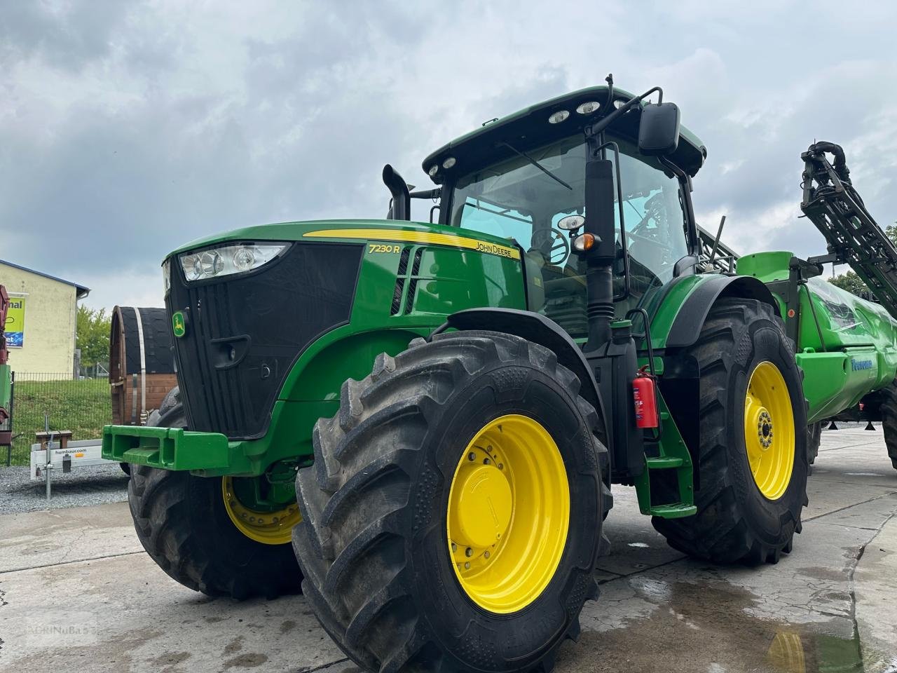 Traktor del tipo John Deere 7230 R, Gebrauchtmaschine In Prenzlau (Immagine 2)