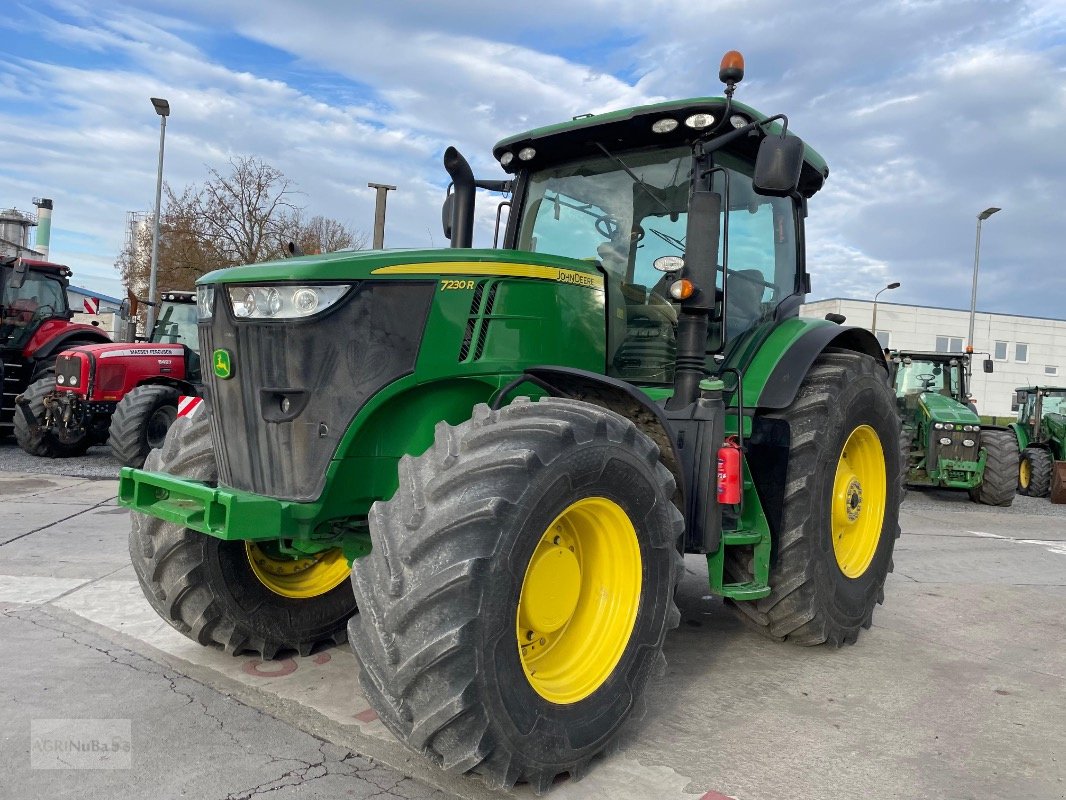 Traktor van het type John Deere 7230 R, Gebrauchtmaschine in Prenzlau (Foto 10)