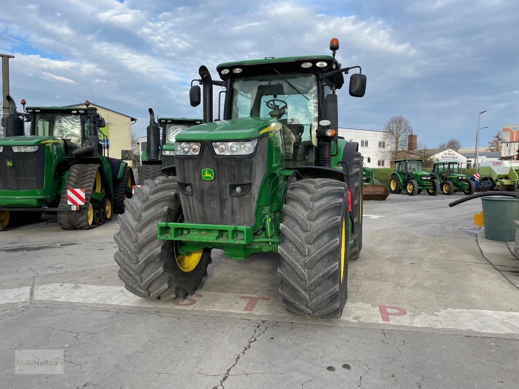 Traktor van het type John Deere 7230 R, Gebrauchtmaschine in Prenzlau (Foto 9)