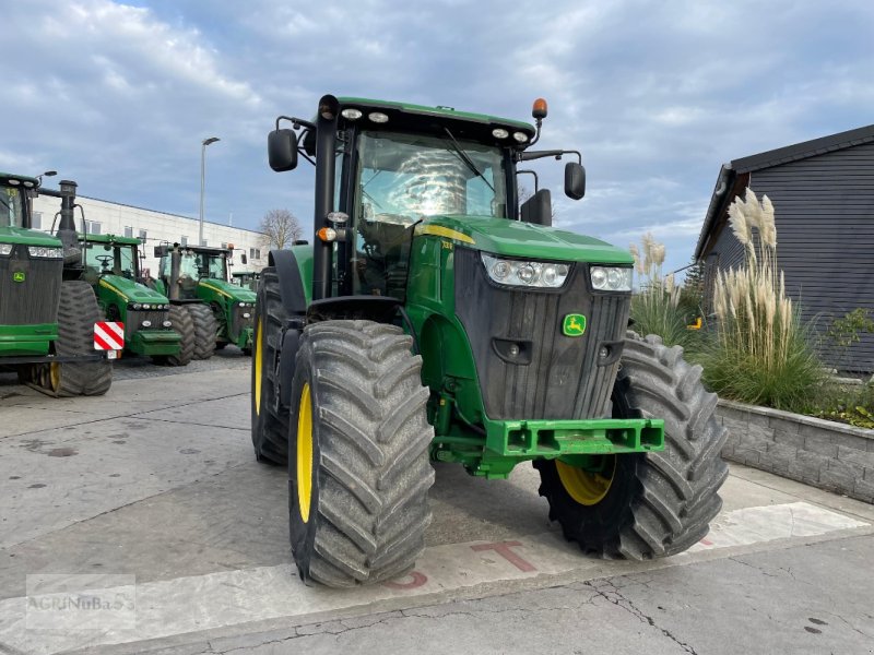 Traktor от тип John Deere 7230 R, Gebrauchtmaschine в Prenzlau (Снимка 1)