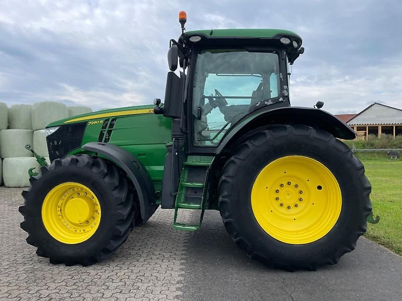 Traktor типа John Deere 7230 R, Gebrauchtmaschine в Steinau  (Фотография 7)