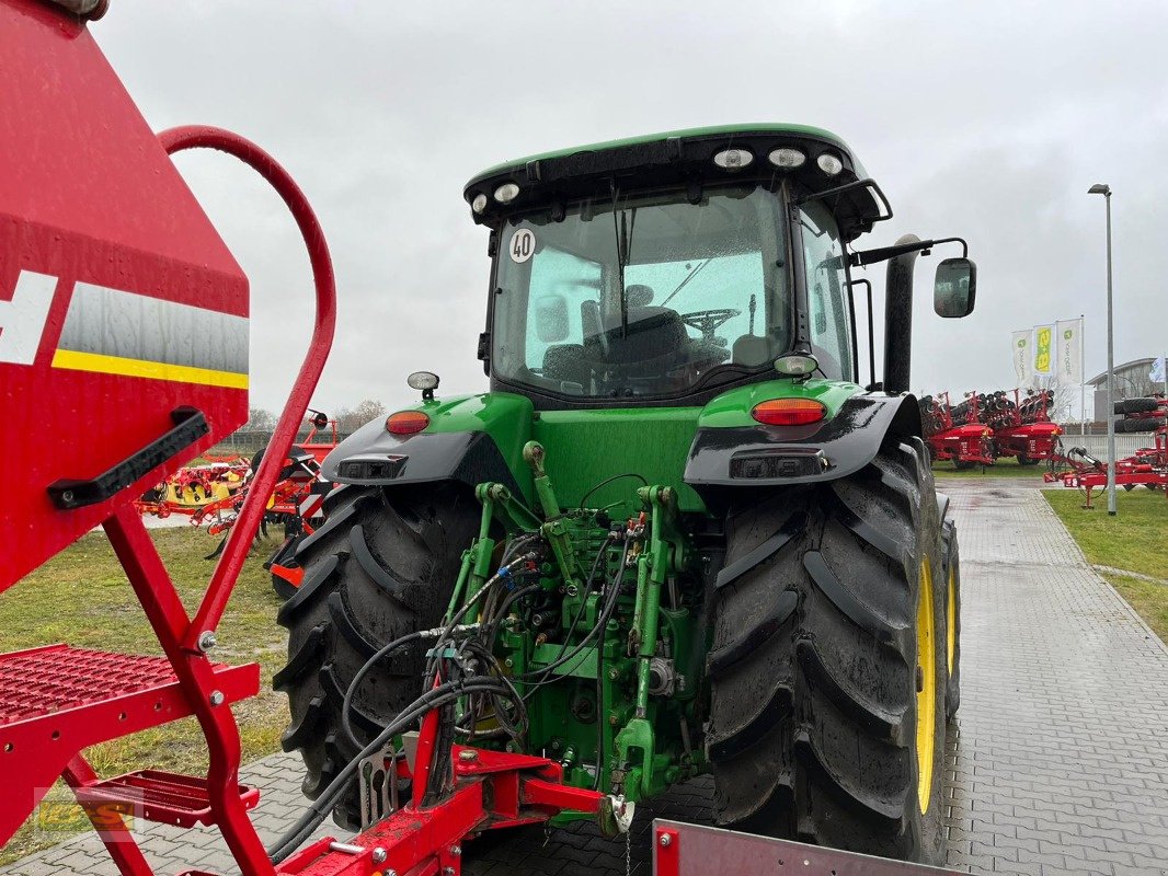 Traktor des Typs John Deere 7230R ALLRADTRAKTOR, Gebrauchtmaschine in Neustadt Dosse (Bild 3)