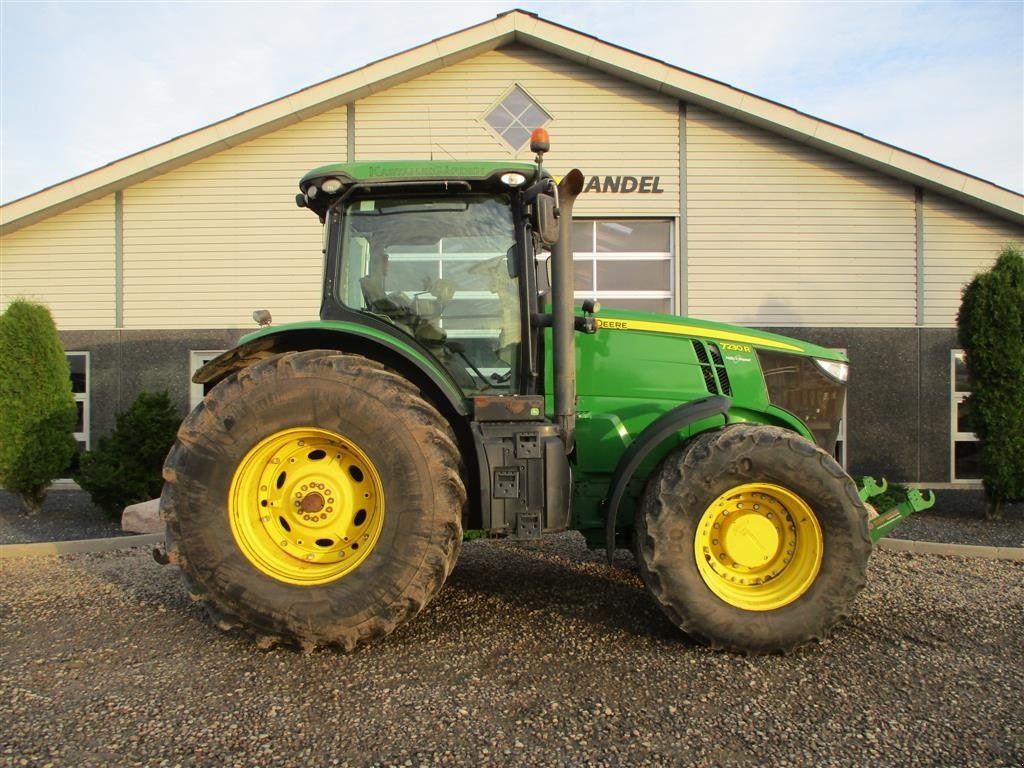 Traktor от тип John Deere 7230R Med frontlift og frontPTO, Gebrauchtmaschine в Lintrup (Снимка 8)