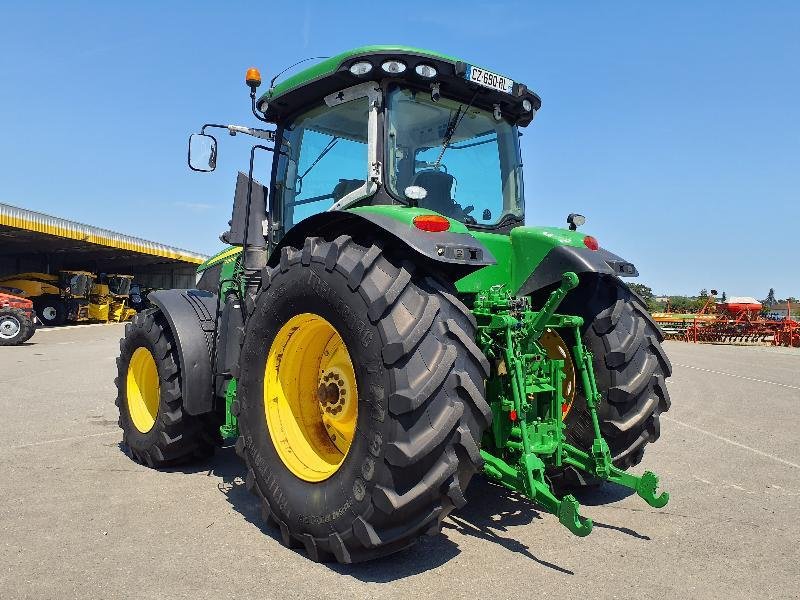 Traktor del tipo John Deere 7230R, Gebrauchtmaschine en COULONGES SUR L'AUTI (Imagen 7)