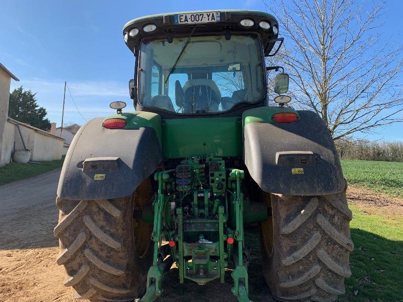 Traktor des Typs John Deere 7230R, Gebrauchtmaschine in SAINT GENEST D'AMBIERE (Bild 4)